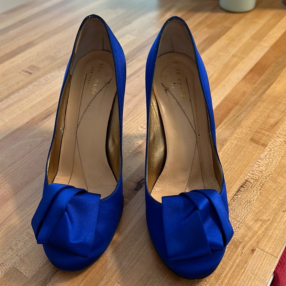 Kate Spade blue satin shoes